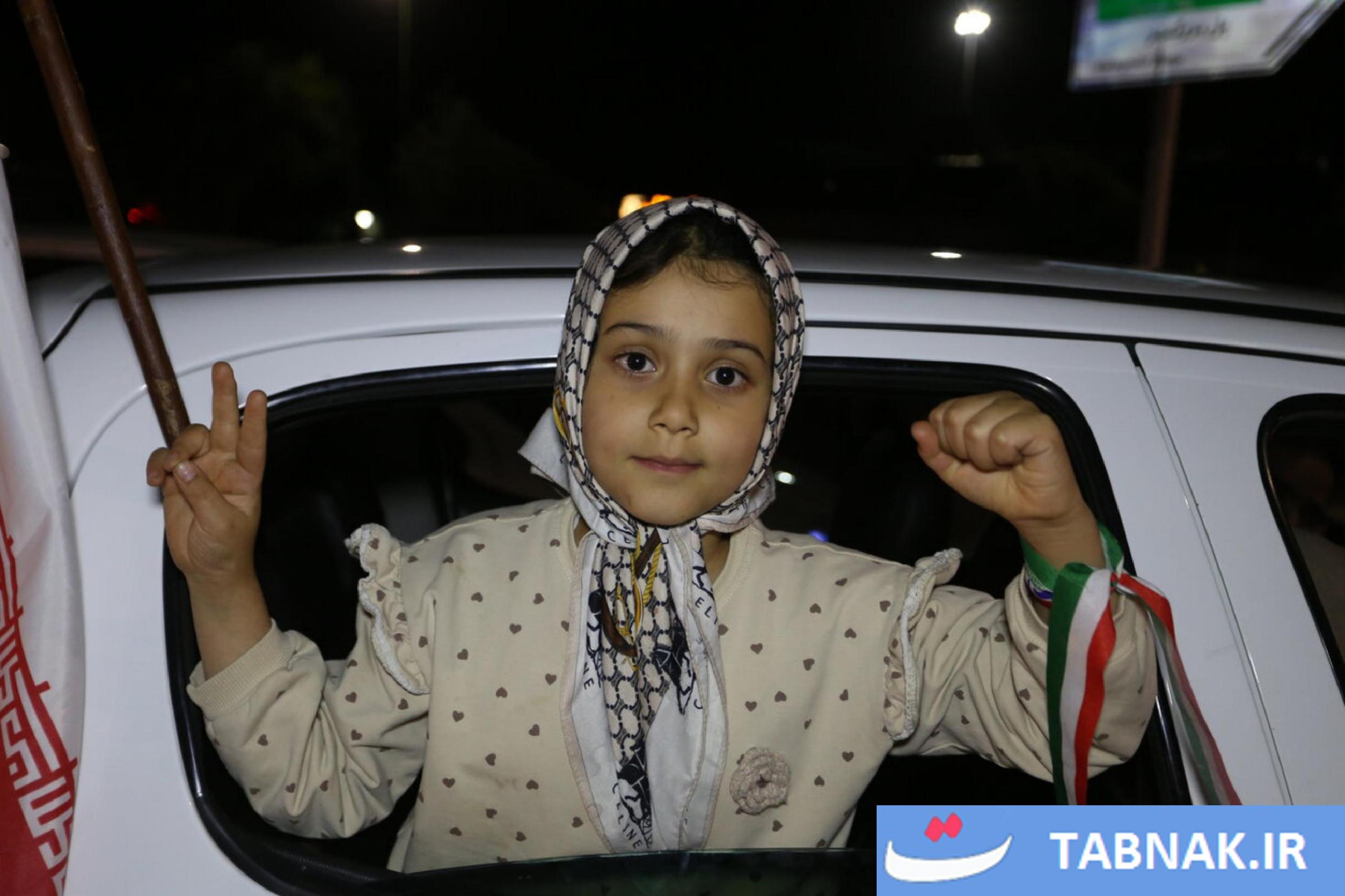 عکس: اتحاد مقدس، اجتماع مردمی در حمایت از رزمندگان اسلام