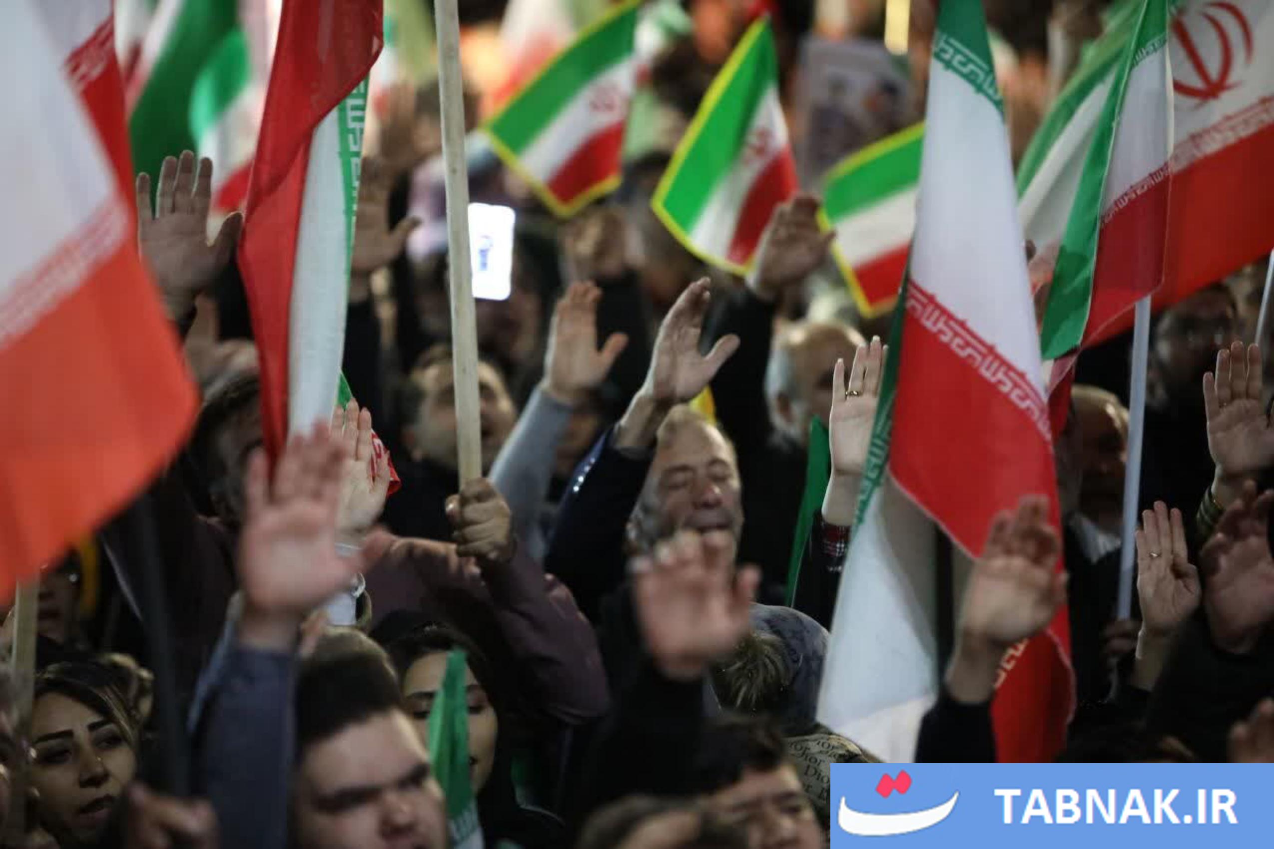 عکس: اتحاد مقدس، اجتماع مردمی در حمایت از رزمندگان اسلام