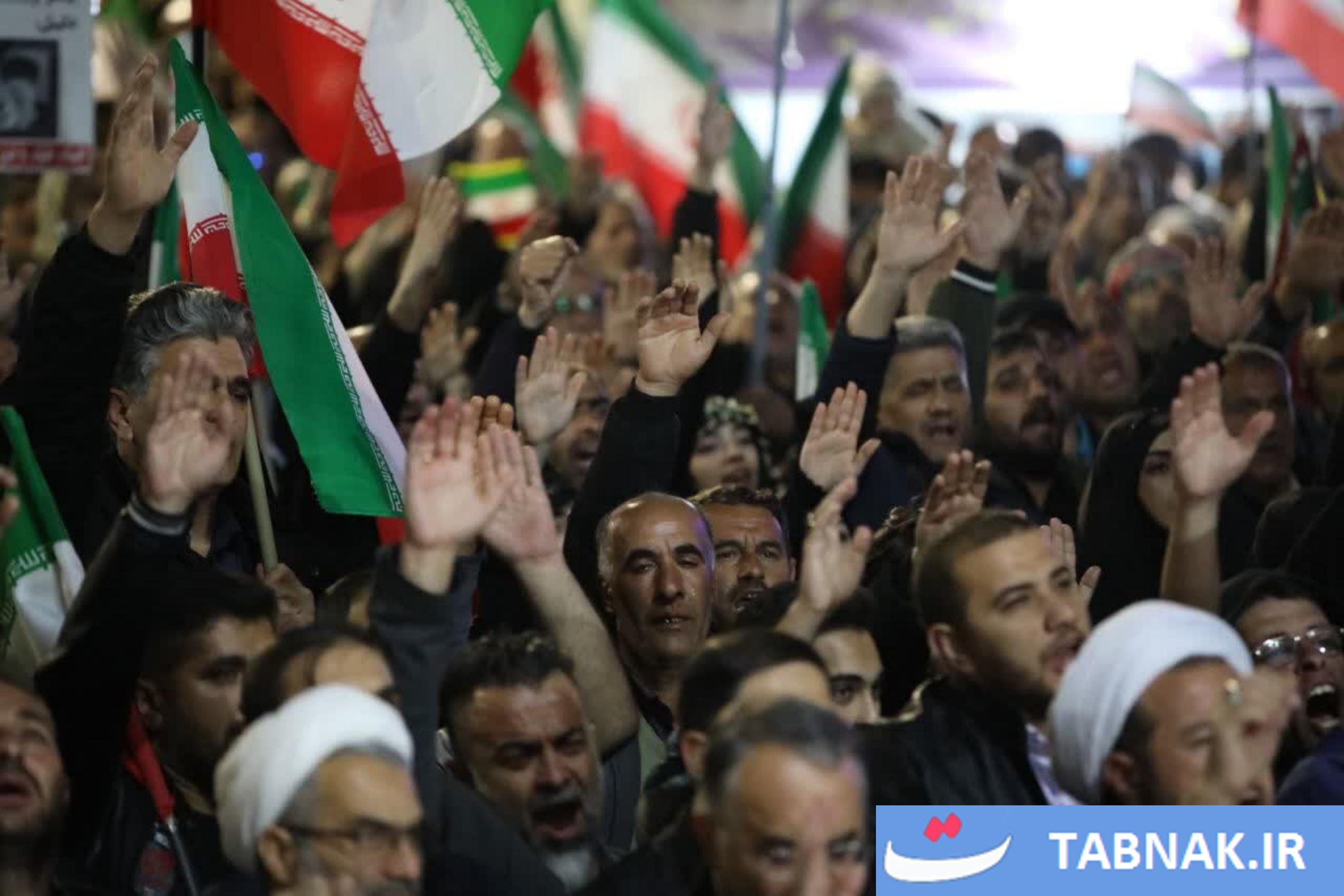 عکس: اتحاد مقدس، اجتماع مردمی در حمایت از رزمندگان اسلام