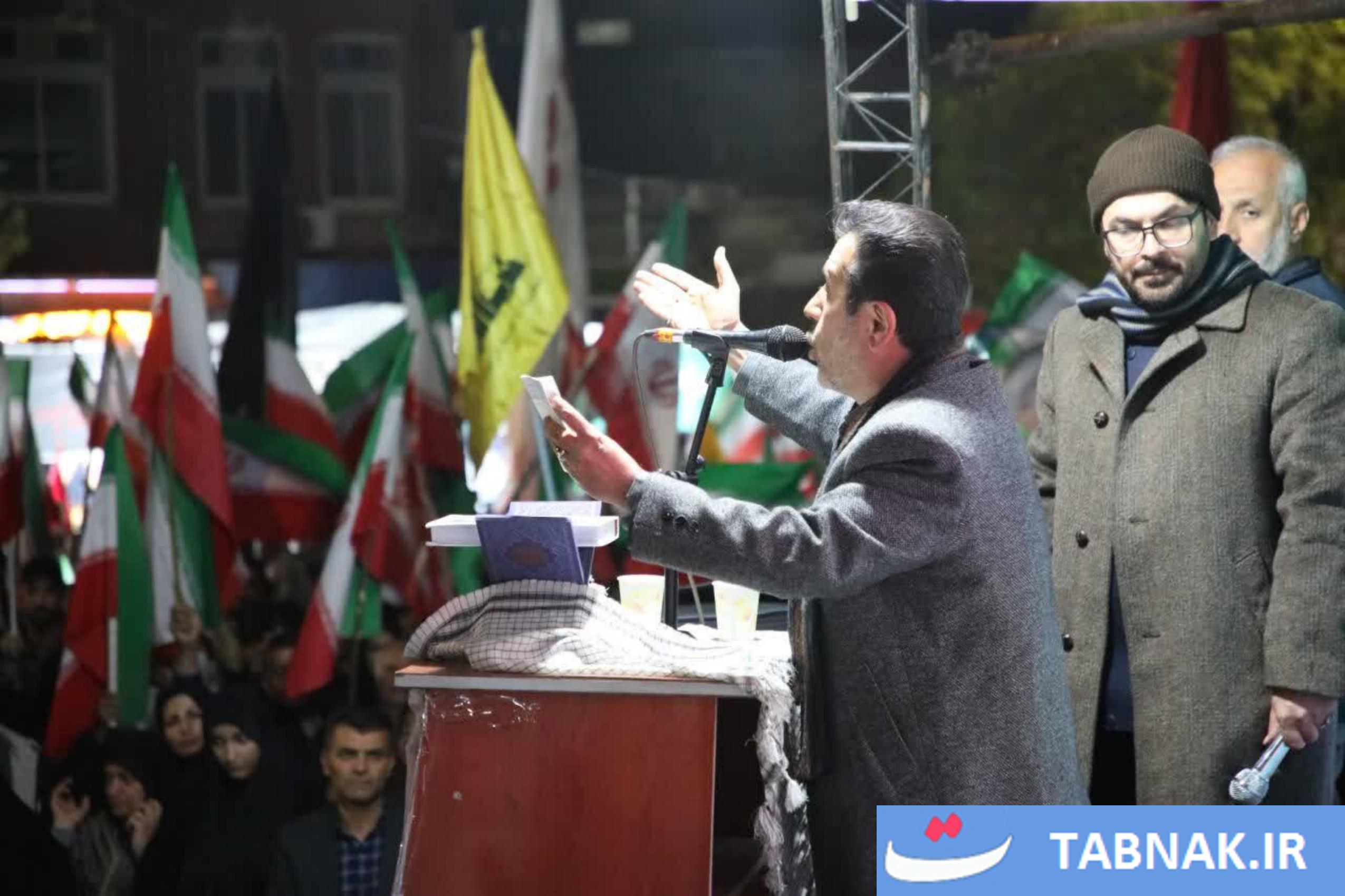 عکس: اتحاد مقدس، اجتماع مردمی در حمایت از رزمندگان اسلام