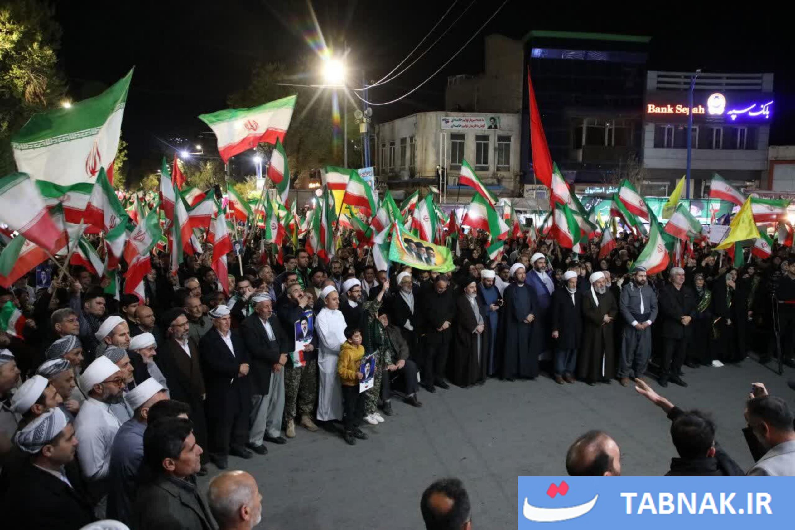 عکس: اتحاد مقدس، اجتماع مردمی در حمایت از رزمندگان اسلام