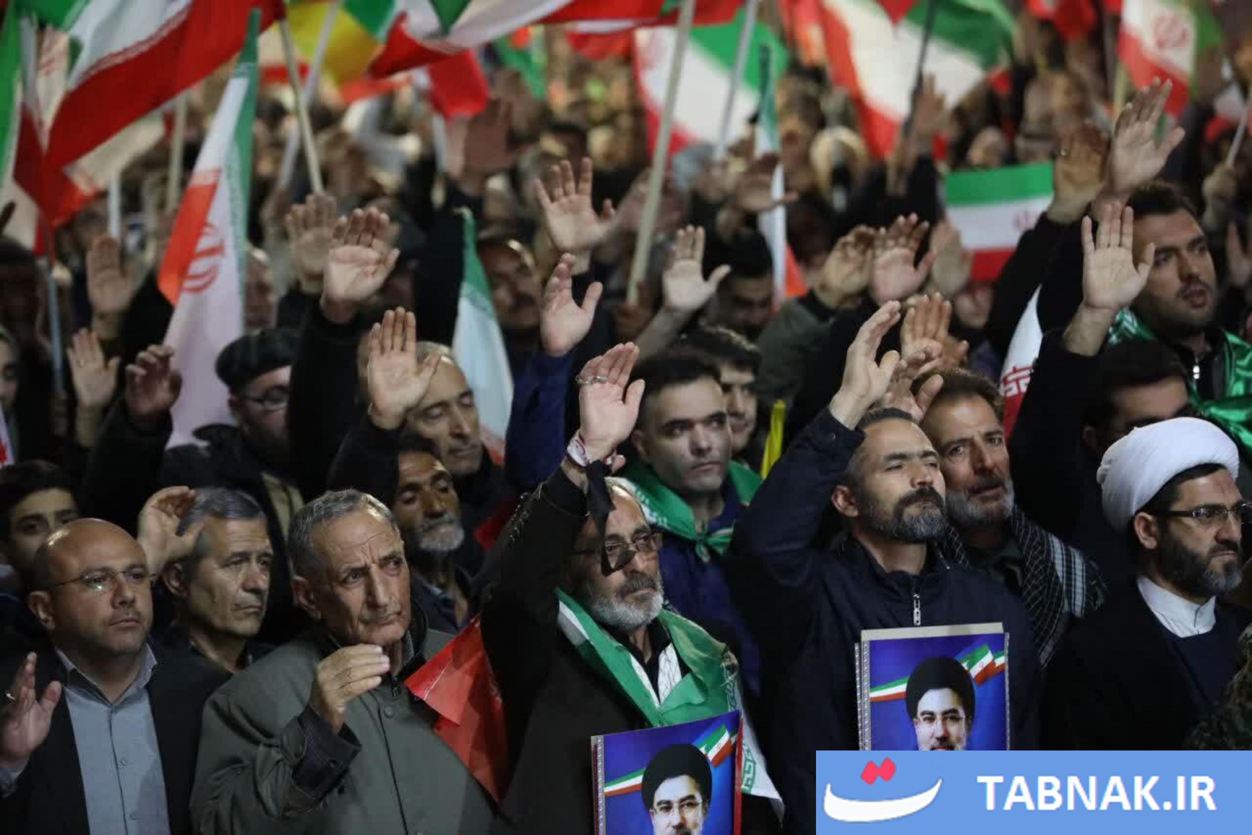 عکس: اتحاد مقدس، اجتماع مردمی در حمایت از رزمندگان اسلام