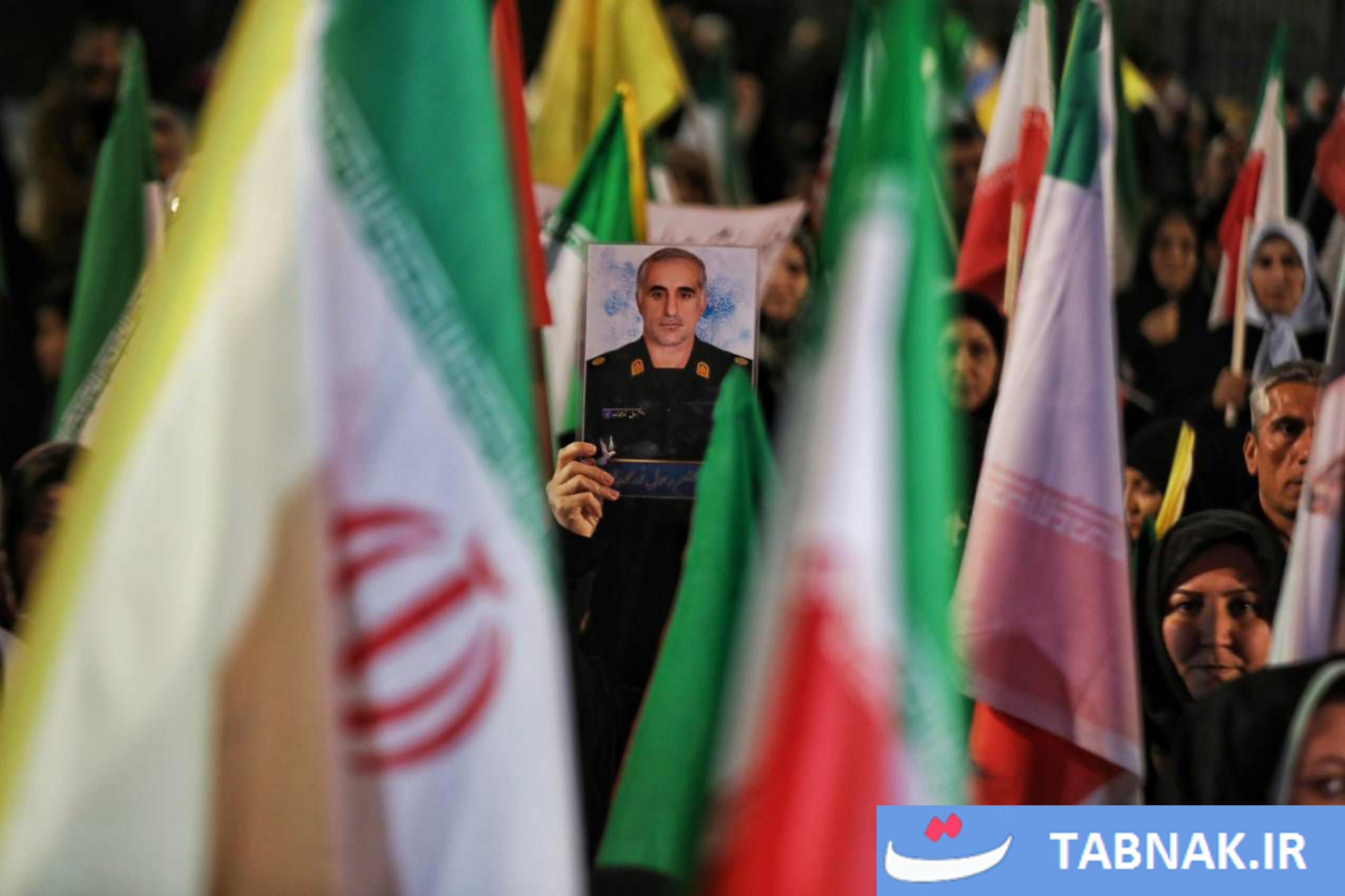 عکس: اتحاد مقدس، اجتماع مردمی در حمایت از رزمندگان اسلام