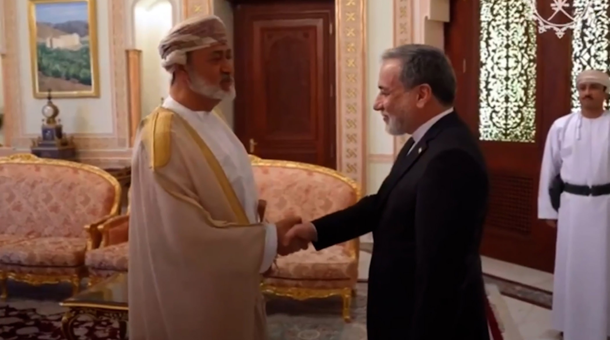 پیغام سلطان عمان به رهبر معظم انقلاب