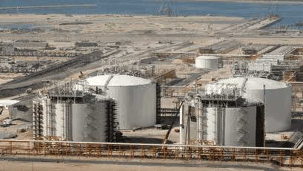 بارگیری نفت در عمان از سر گرفته شد
