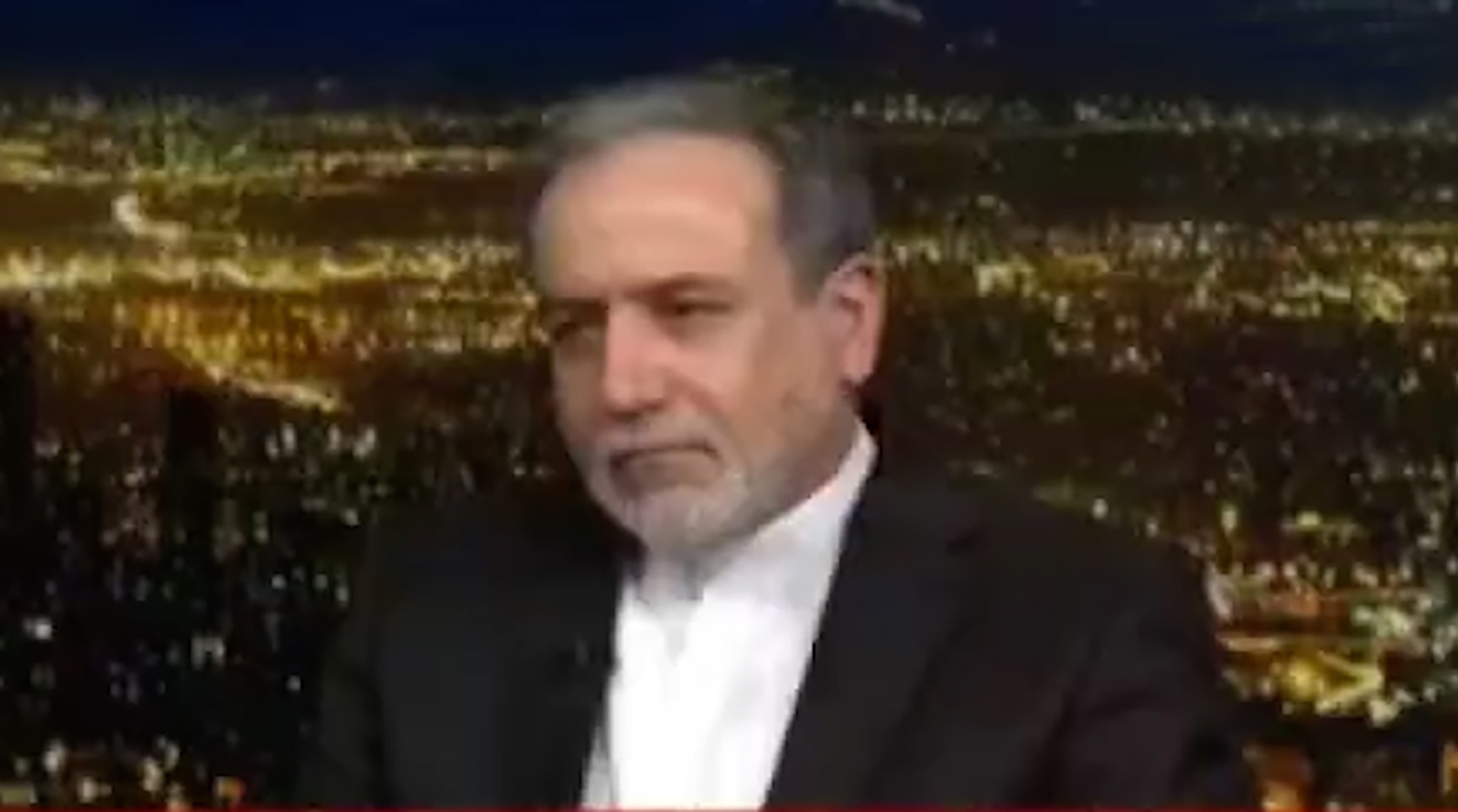اصرار عباس عراقچی برای دریافت هزینه بابت تنگه هرمز
