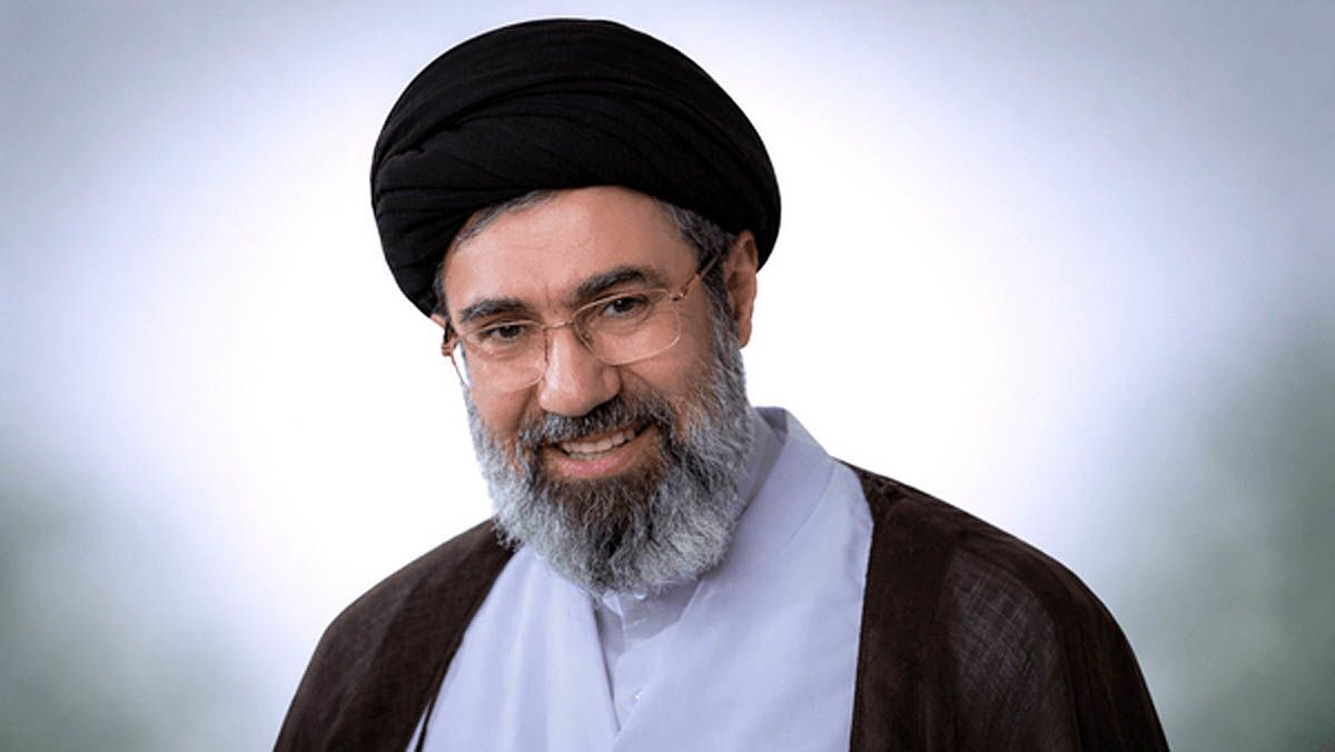 چهار ضلعی پیام رهبری در موقعیت جنگ ترکیبی