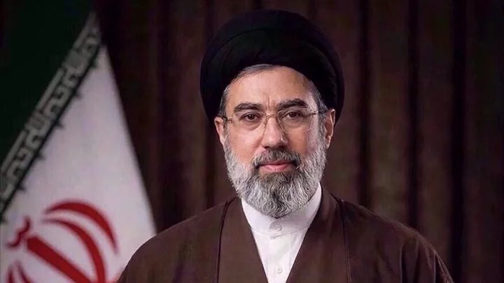 رهبر معظم انقلاب: شیطان را تحقیر کنید