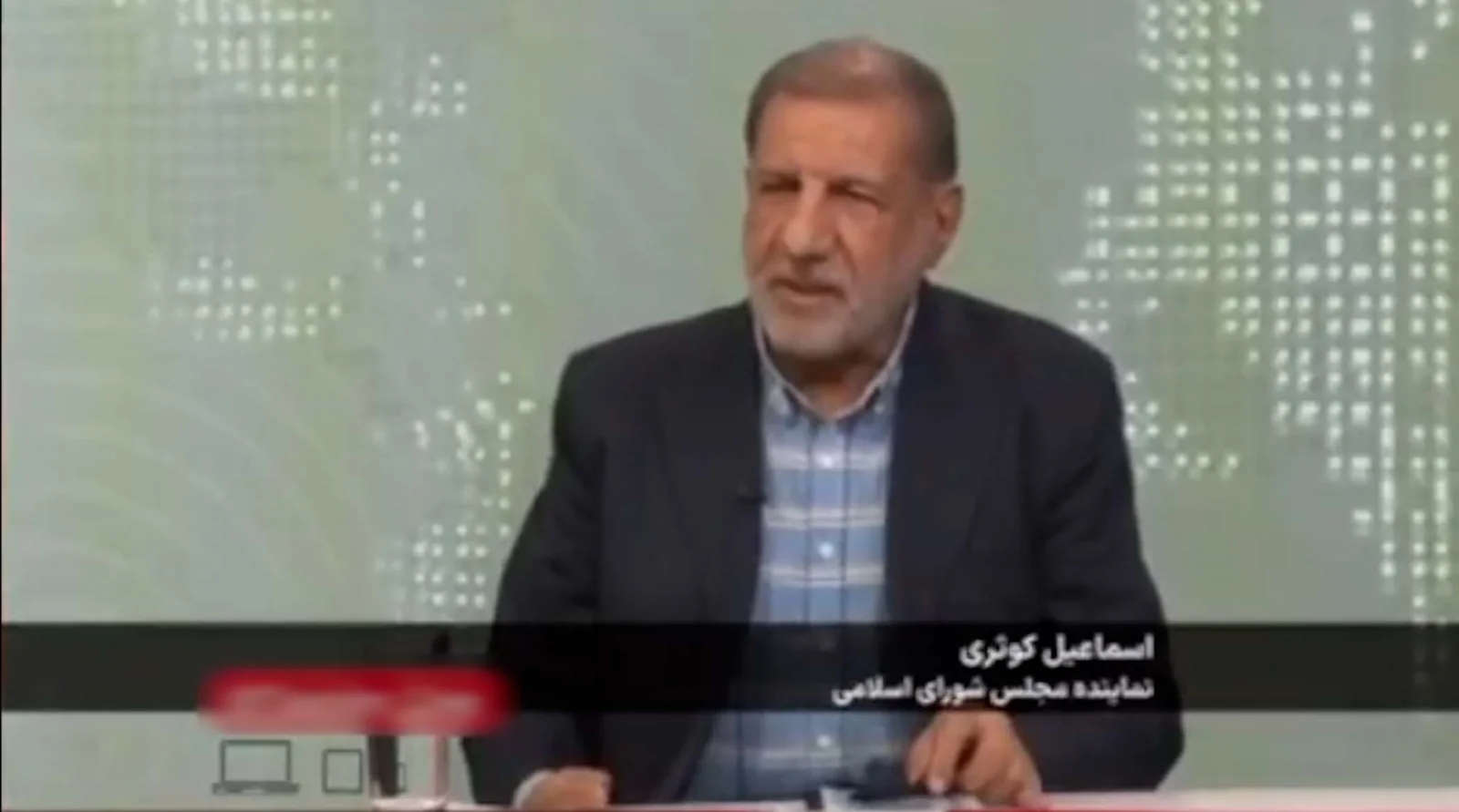 آیت الله خامنه ای سلامتی شان را به دست آوردند و در تجمعات حضور دارند