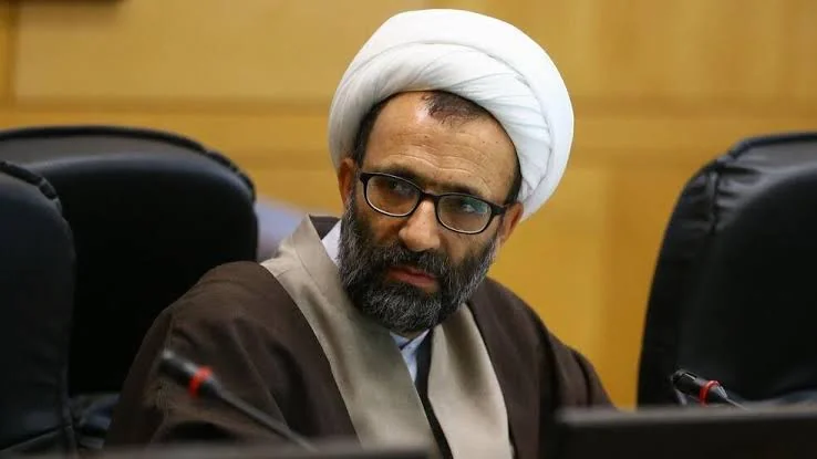 مالکان خودروهای فرسوده را گرفتار نکنید / مجلس پیگیر محدودیت‌ها شد