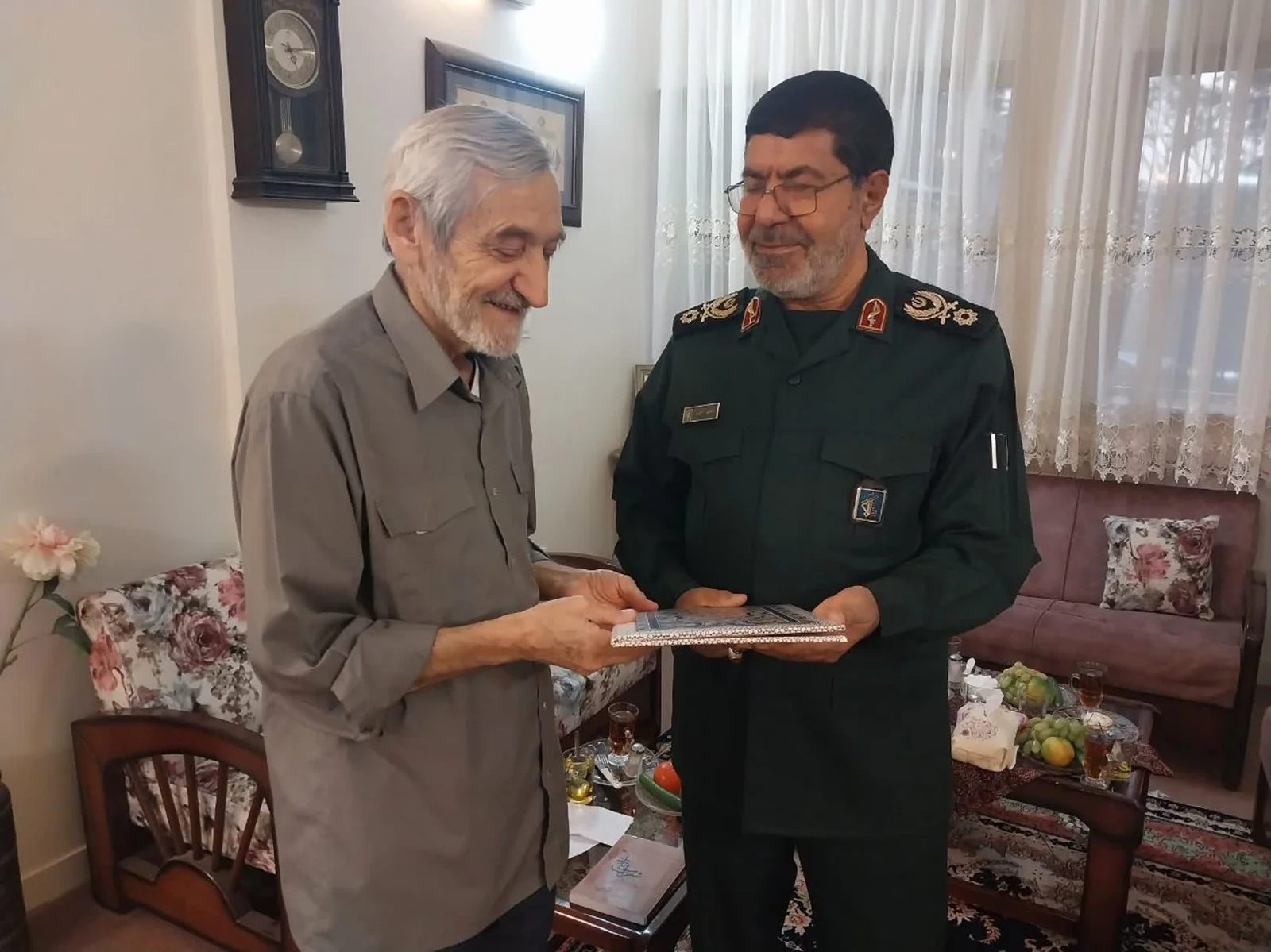 سردار شریف: ایران جنگ‌طلب نیست