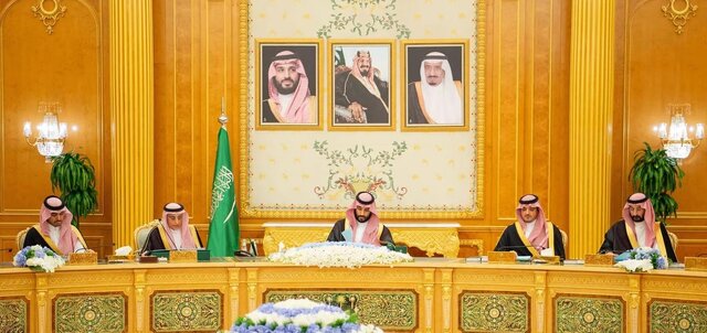 واکنش دولت عربستان به هدف قرار گرفتن تاسیسات نفتی