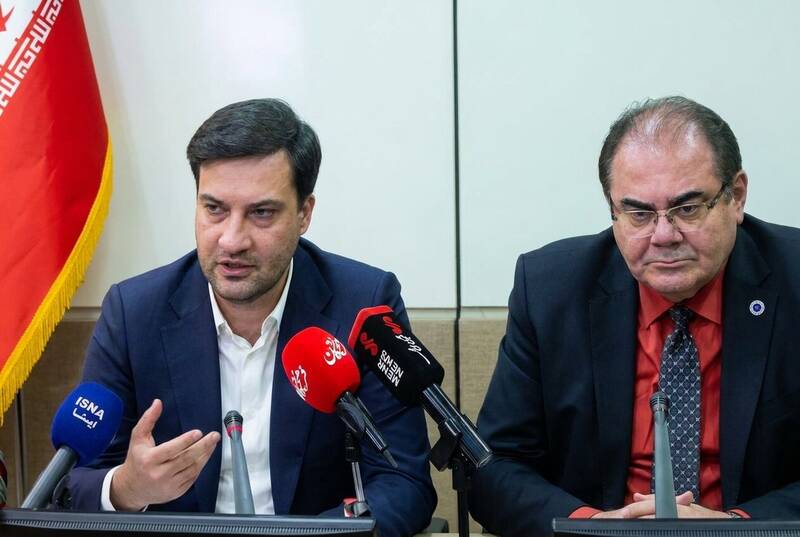 قیمت بنزین وارداتی چگونه تعیین میشود؟
