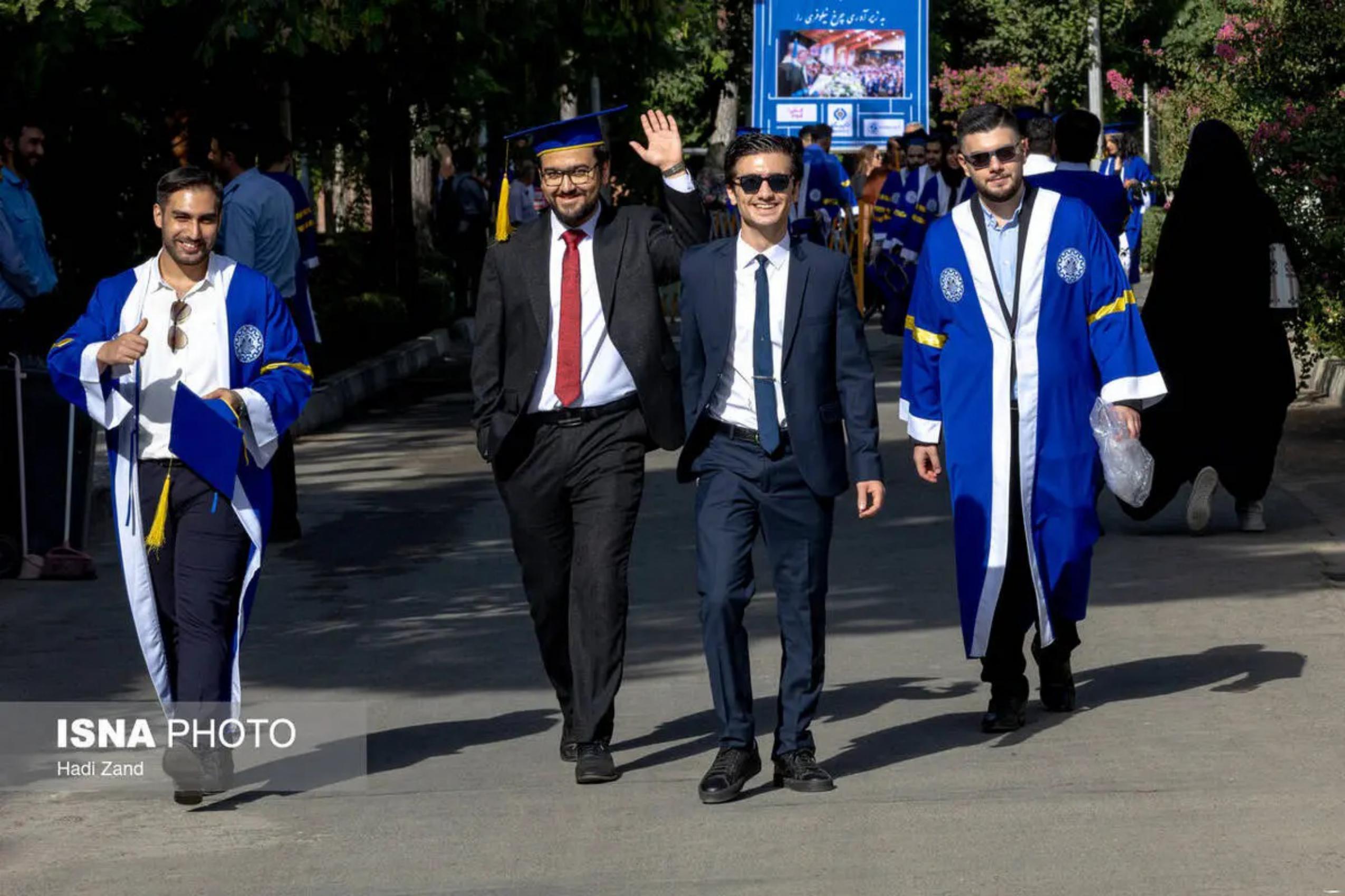 عکس: مراسم دانش‌آموختگی دانشجویان دانشگاه شریف
