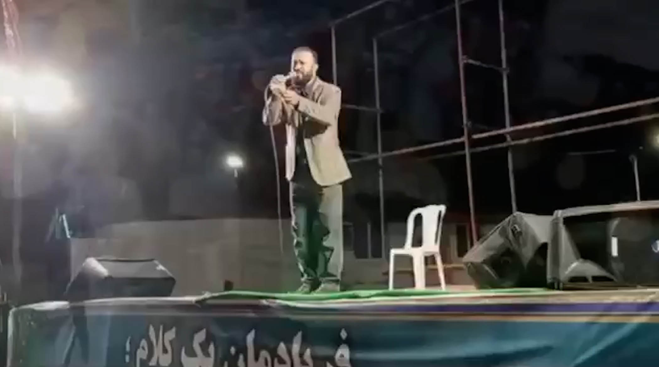 مداحی علیه روحانی و خاتمی و ظریف در تجمعات
