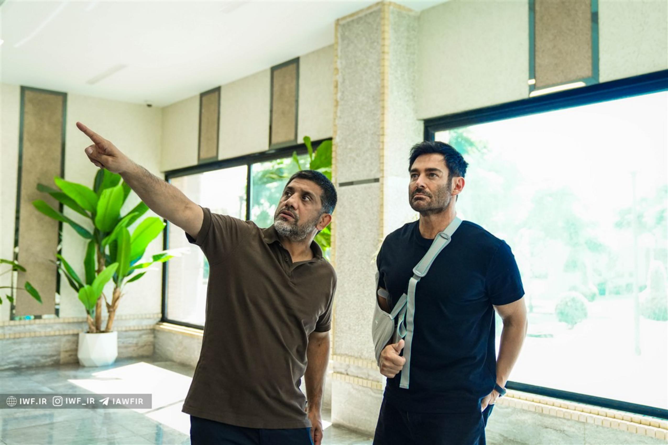 عکس: حضور محمدرضا گلزار در فدراسیون کشتی