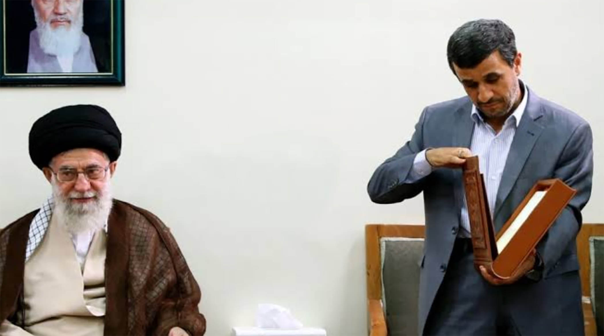 روایت قابل تامل از خانه نشینی احمدی نژاد