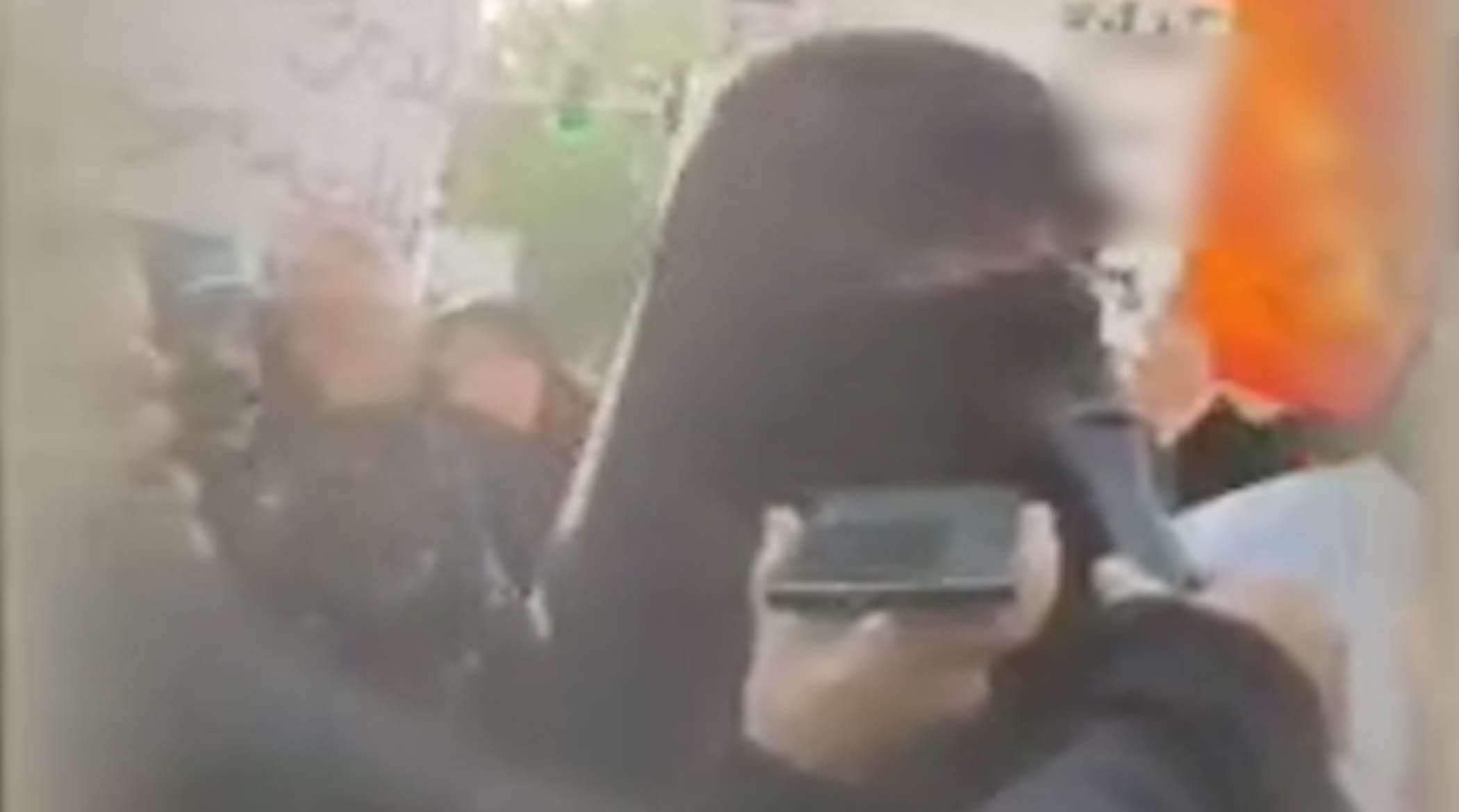سوپرانقلابی‌ها: شعار ما عیان است، عزل پزشکیان است!