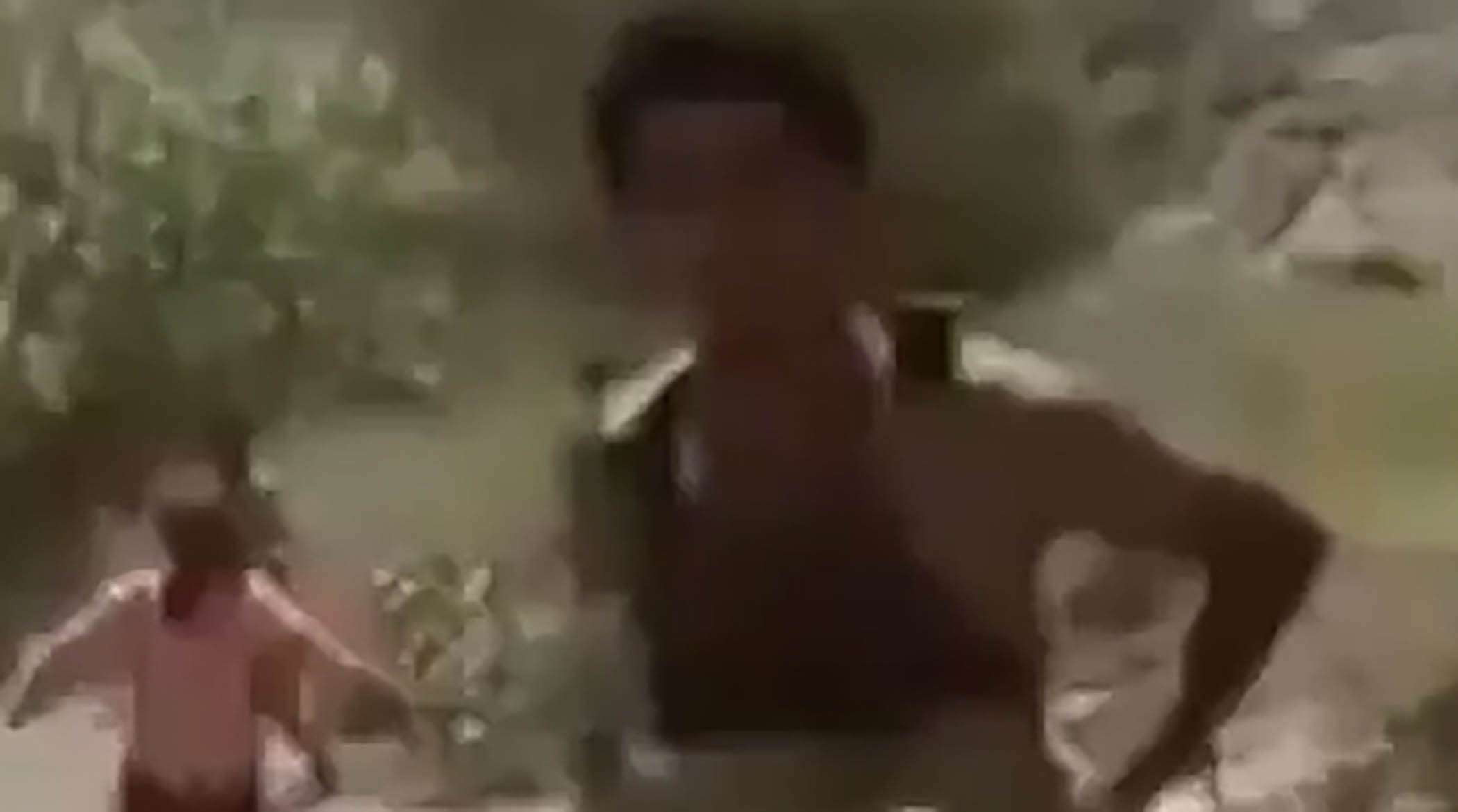 لحظه لعنت کردن آل سعود توسط مزدورانش!