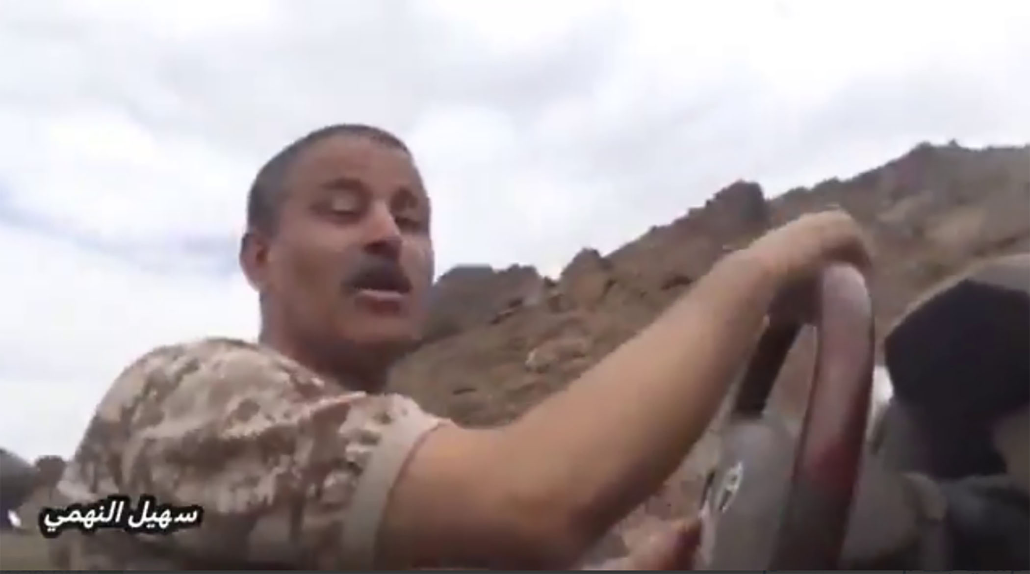 وزیر دفاع یمن در خط مقدم جنگ با عربستان