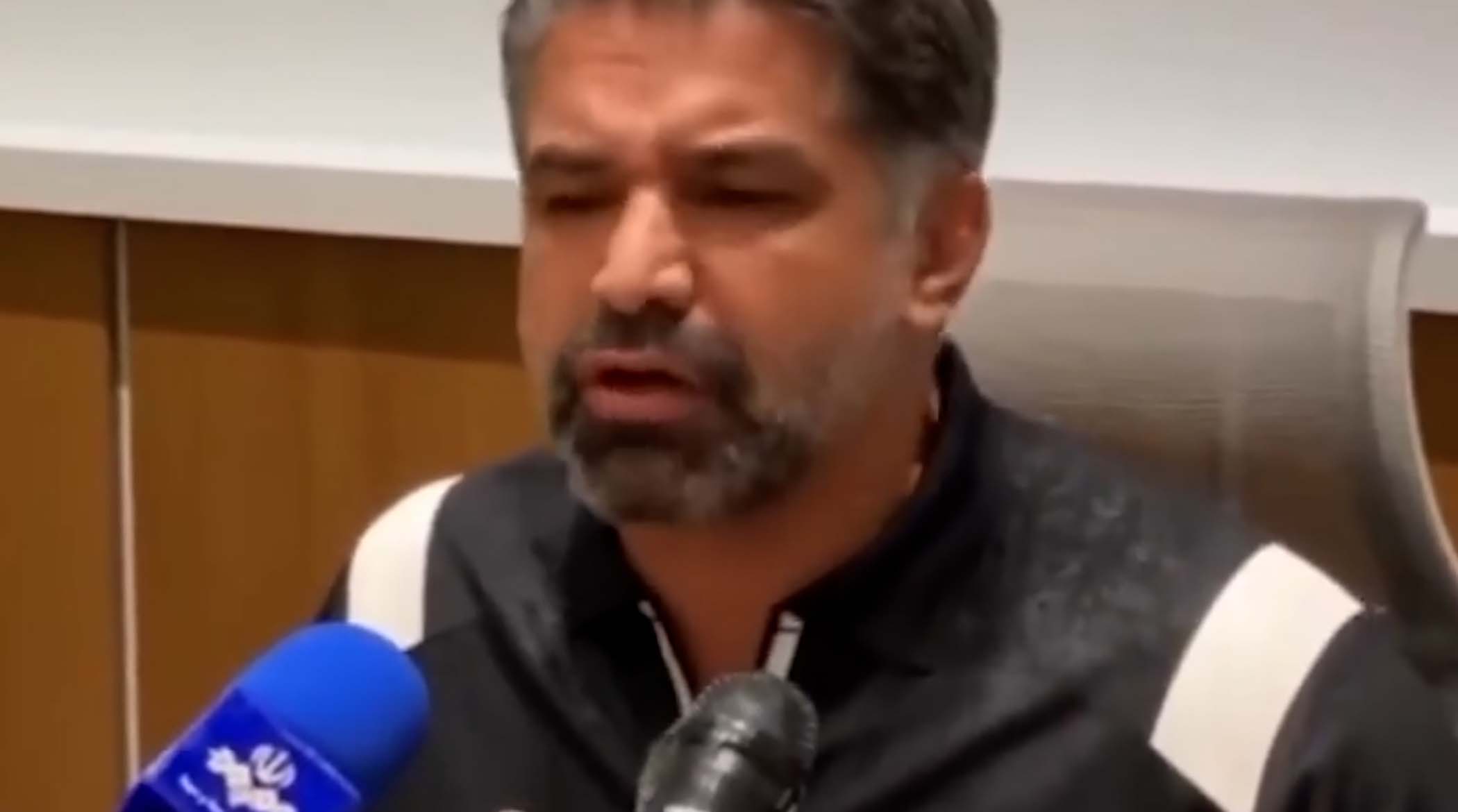 پاسخ کنایه آمیز پیروز قربانی به علیرضا دبیر