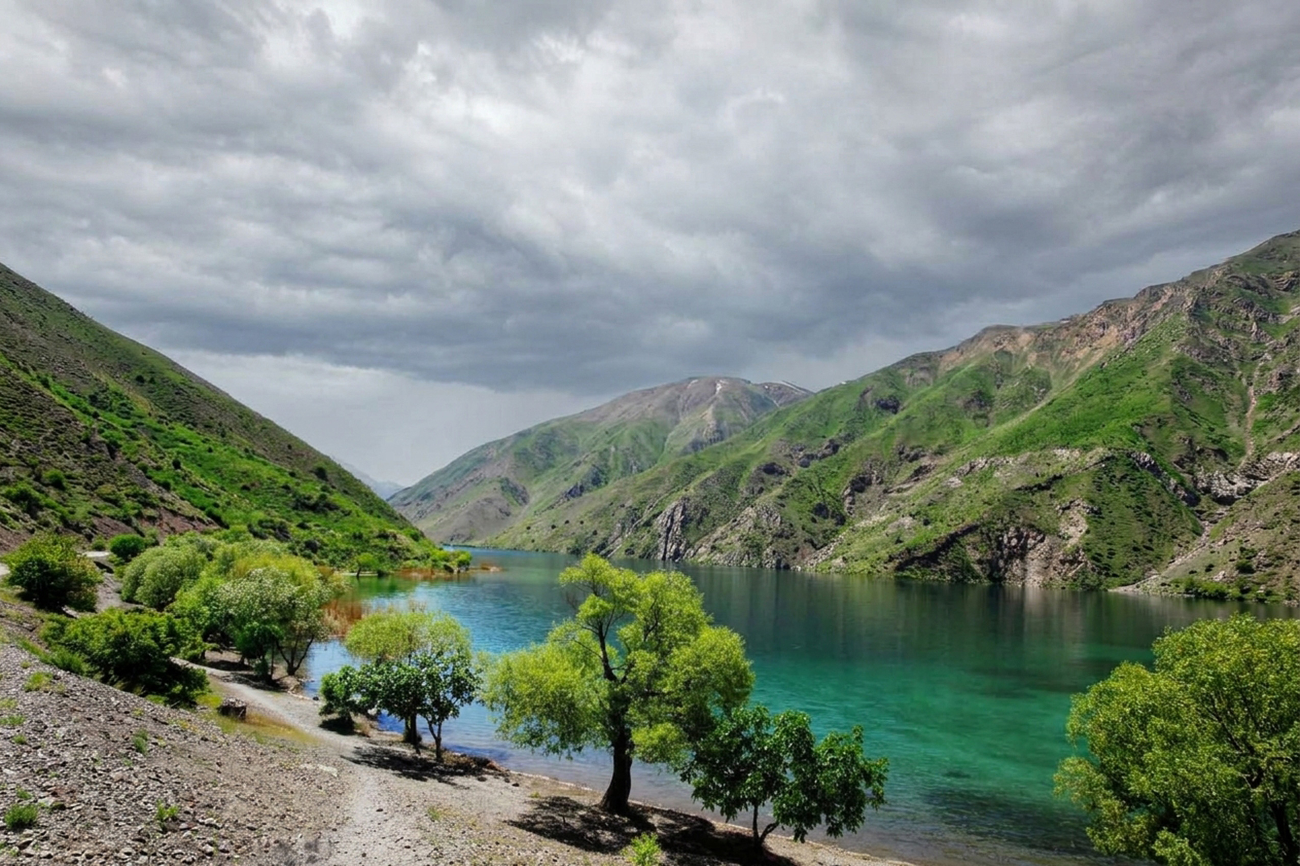 عکس: دریاچه گهر