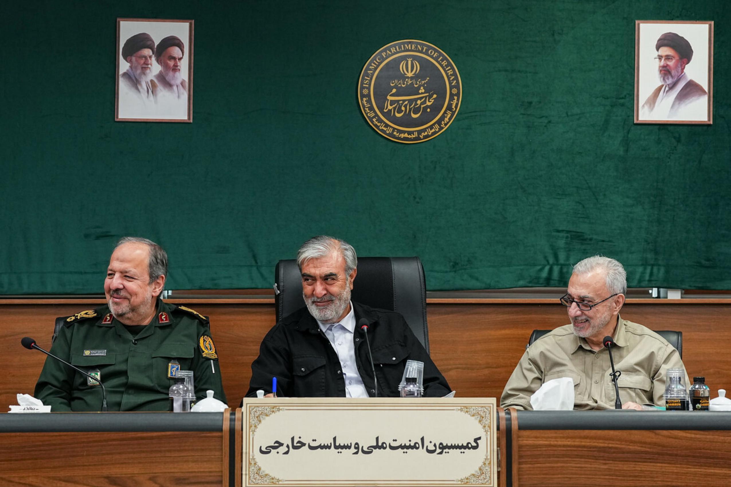 عکس: حضور وزیر پیشنهادی دفاع در کمیسیون امنیت ملی و سیاست خارجی مجلس