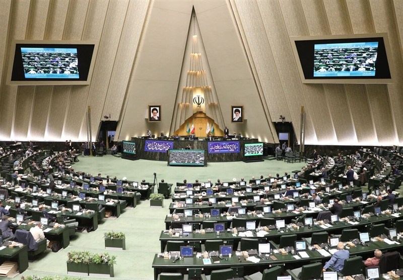 اتفاق عجیب در جلسه رأی به وزیر دفاع