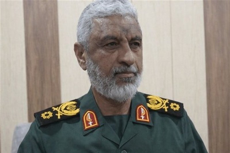 آمریکایی‌ها ۷۰۰ کیلومتر از تنگه هرمز فاصله گرفته‌اند
