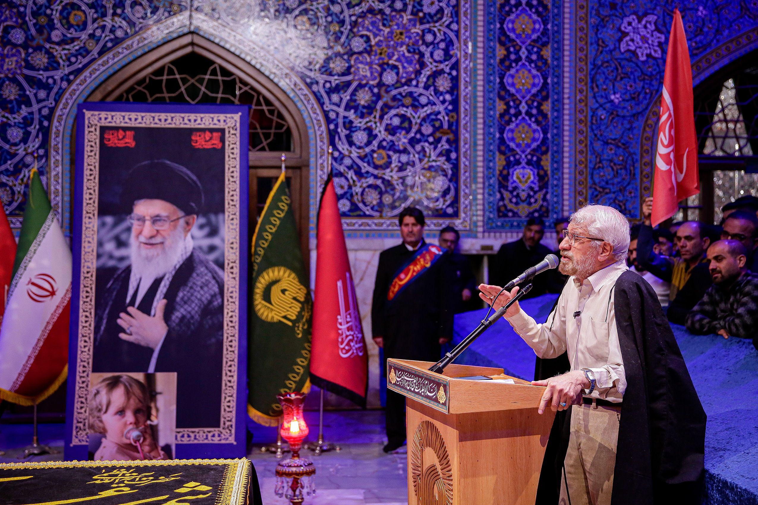 عکس: عزاداری فاطمی در جوار مزار رهبر شهید انقلاب