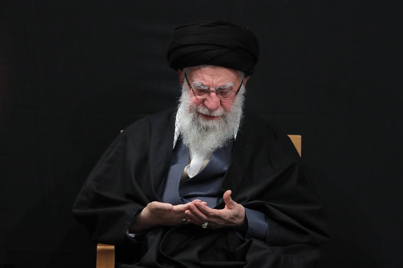 آخرین حضور رهبر شهید در مراسم شهادت حضرت زهرا(س)